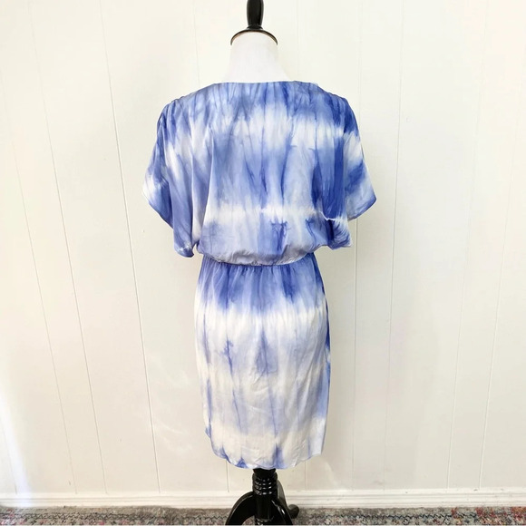 Alice + Olivia Size XS Silk Tie Dye Cloud Print Flowy Button Dress Blue White - Picture 11 of 16